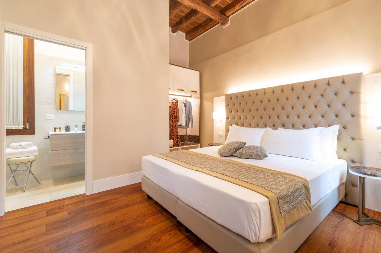 Residenza La Duchessa Deluxe Rooms Venice Exterior photo